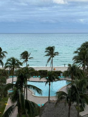 Tropical ocean view 1 bedroom